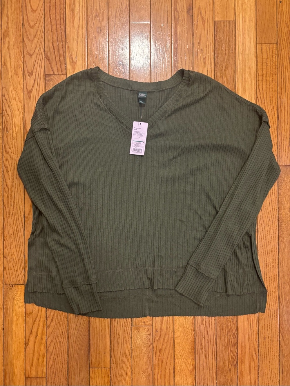 Old Navy Olive Green Ribbed V-Neck Sweater Top